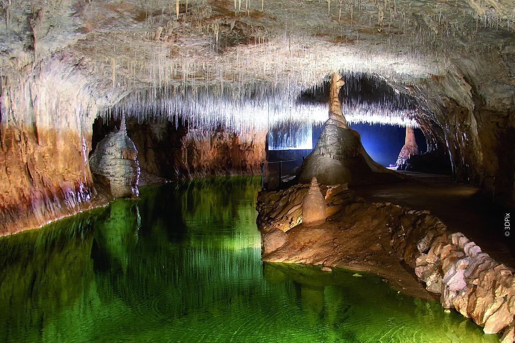 Roulottes Au Pied Du Vercors Saint Jean en Royans Bagian luar foto
